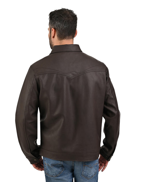 WRANGLER Camisola de Piel Sintética para Caballero en color cafè.